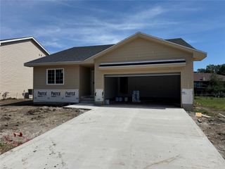 4447 SW 23rd Street, Des Moines, IA 50321
