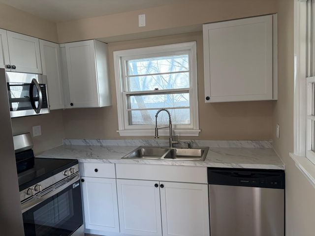 1280 Kennard Street, Saint Paul, MN 55106