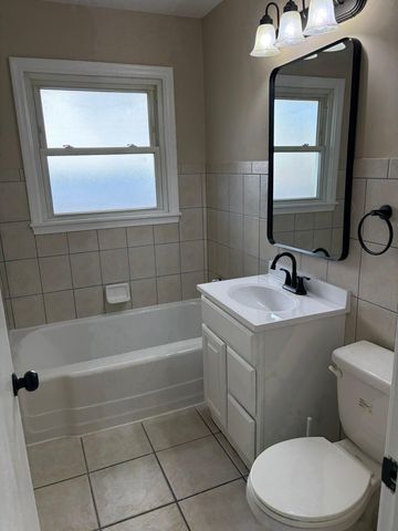 1280 Kennard Street, Saint Paul, MN 55106