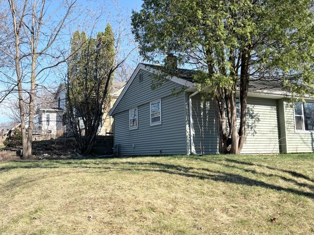 1280 Kennard Street, Saint Paul, MN 55106