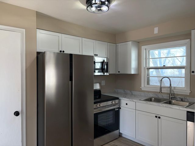 1280 Kennard Street, Saint Paul, MN 55106