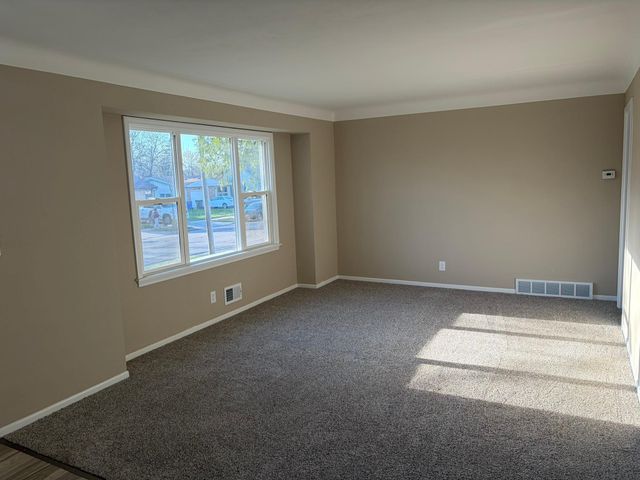 1280 Kennard Street, Saint Paul, MN 55106