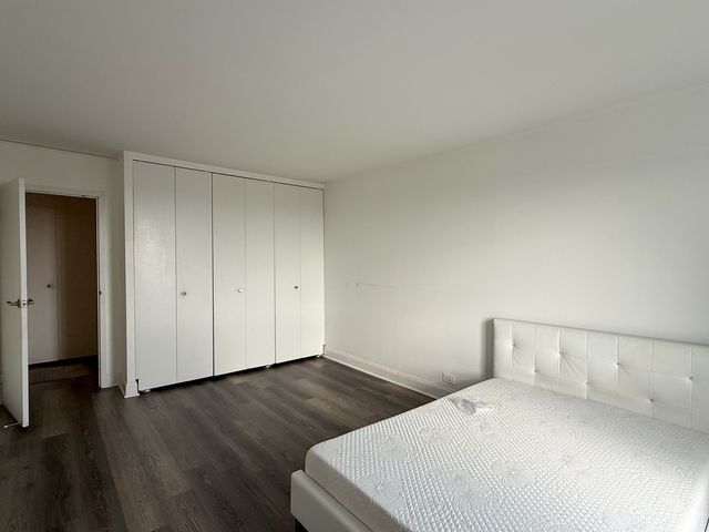 7141 N Kedzie Avenue 912, Chicago, IL 60645
