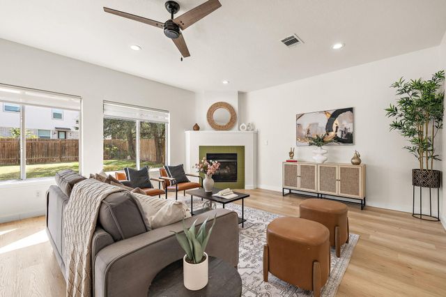 3817 Tailfeather DR, Round Rock, TX 78681