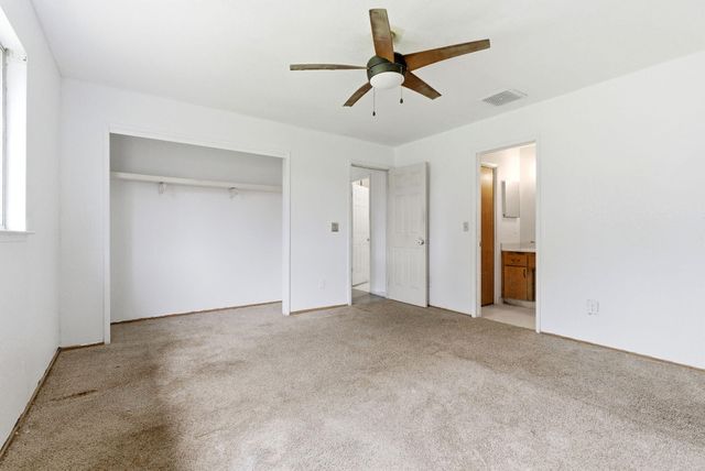 2320 W Kanai Avenue, Porterville, CA 93257