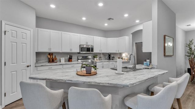 1101 MONTGOMERY LANE, Polk City, FL 33868