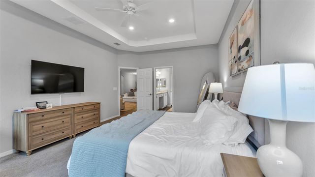 1101 MONTGOMERY LANE, Polk City, FL 33868