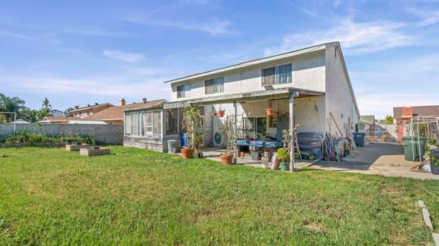 383 Vecino Court, Spring Valley, CA 91977