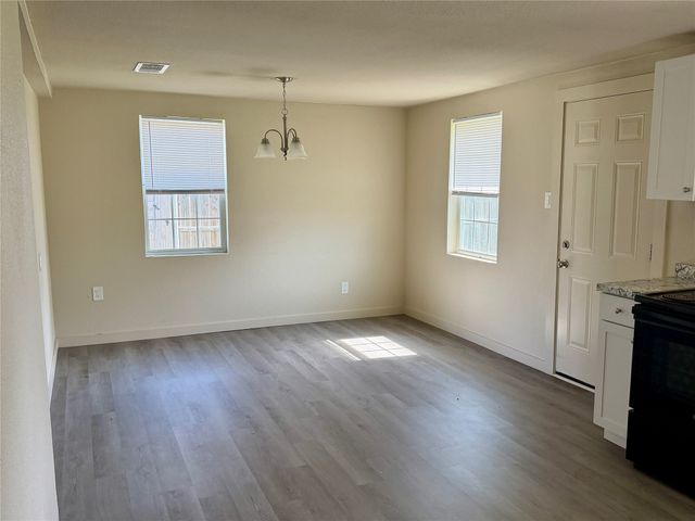 211 Sperry Lane, Red Oak, TX 75154