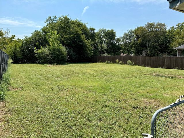 211 Sperry Lane, Red Oak, TX 75154