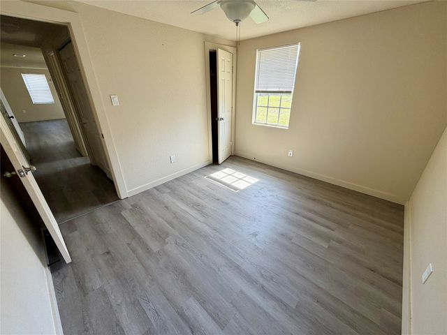 211 Sperry Lane, Red Oak, TX 75154