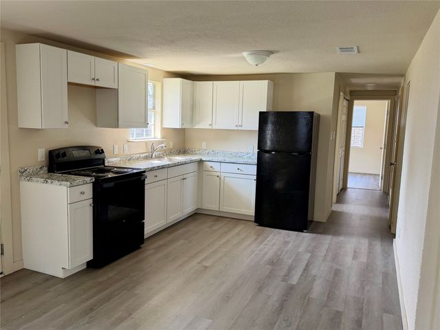 211 Sperry Lane, Red Oak, TX 75154