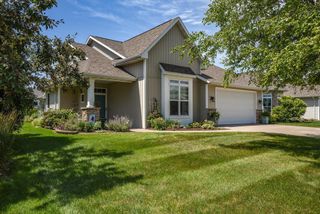 2857 E LUCYLU COURT, Appleton, WI 54913
