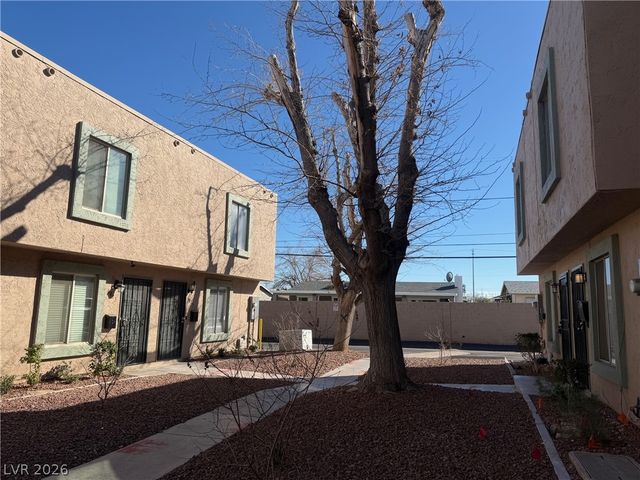 6033 Vegas Drive, Las Vegas, NV 89108