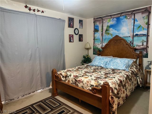 6033 Vegas Drive, Las Vegas, NV 89108