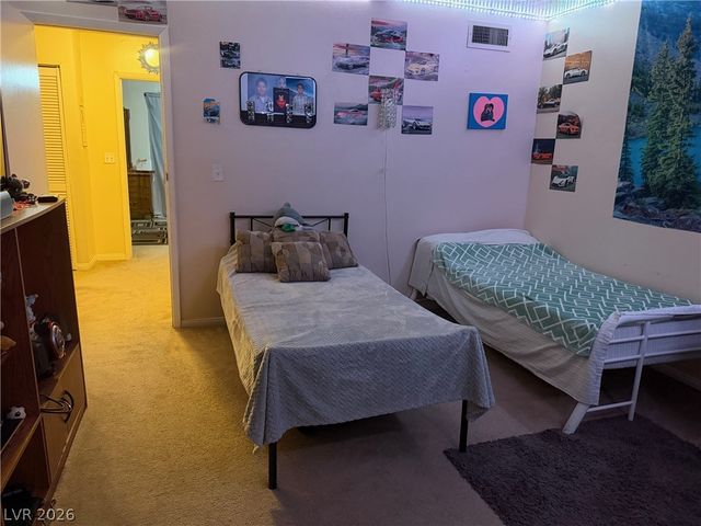 6033 Vegas Drive, Las Vegas, NV 89108