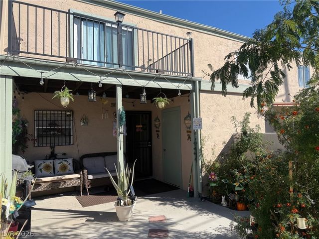 6033 Vegas Drive, Las Vegas, NV 89108