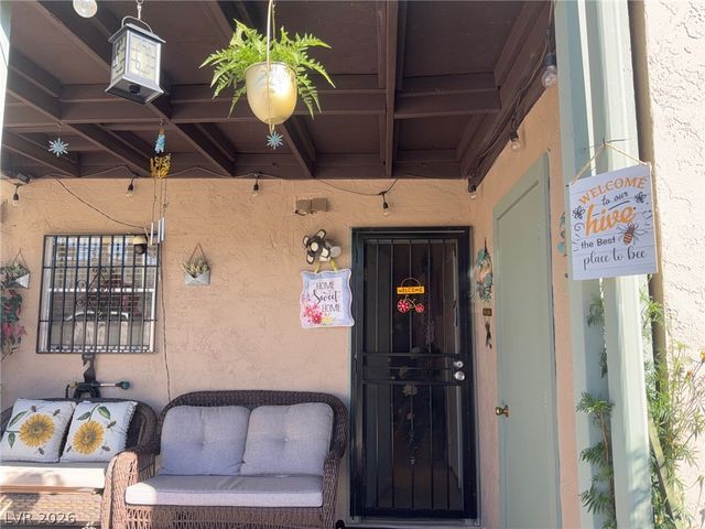 6033 Vegas Drive, Las Vegas, NV 89108