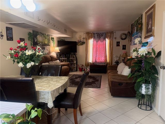 6033 Vegas Drive, Las Vegas, NV 89108