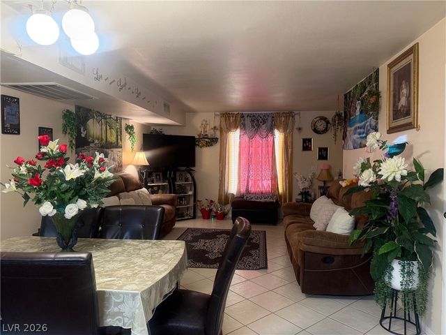 6033 Vegas Drive, Las Vegas, NV 89108