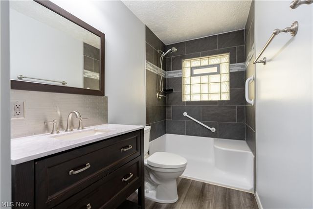 3233 Russ Ranch Street NW, Massillon, OH 44646