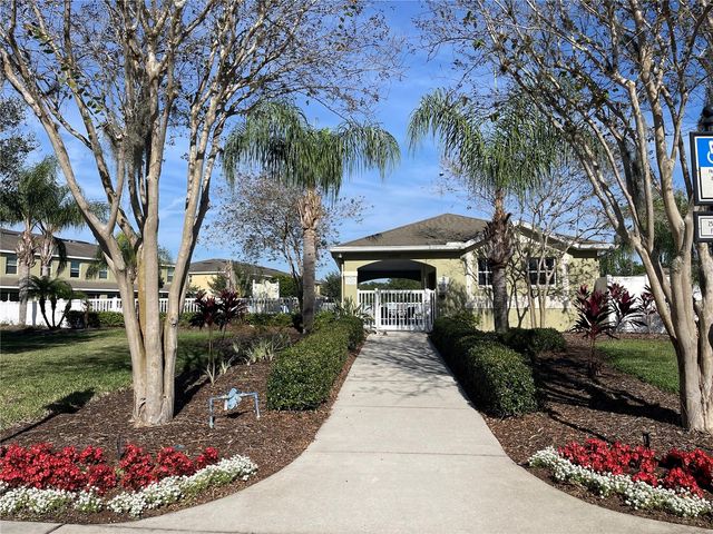 8502 GABLEBEND WAY, Tampa, FL 33647