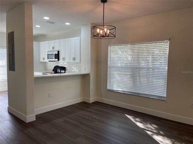 8502 GABLEBEND WAY, Tampa, FL 33647