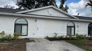 5045 SE Primrose Way, Stuart, FL 34997