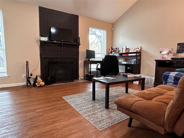 1000 W 26th ST 205, Austin, TX 78705