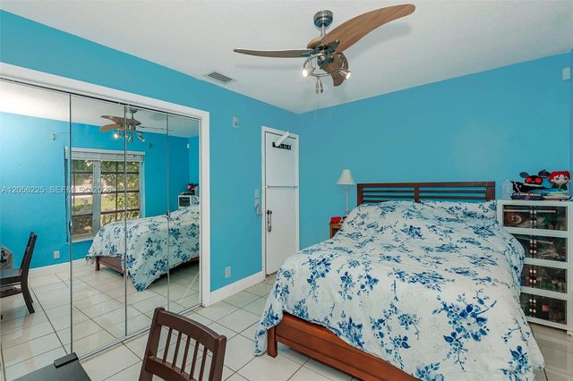 8210 NW 68th Terrace, Tamarac, FL 33321
