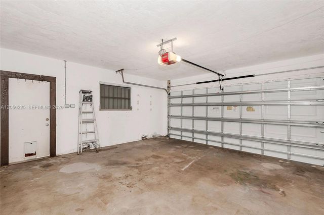 8210 NW 68th Terrace, Tamarac, FL 33321