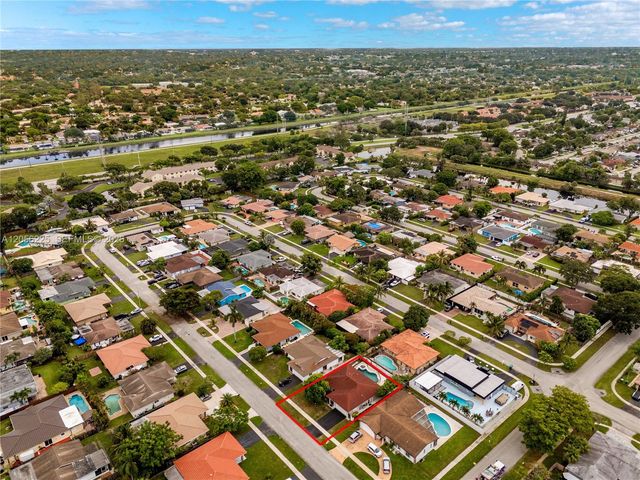 8210 NW 68th Terrace, Tamarac, FL 33321