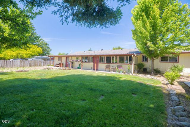 1429 NE Meier Drive, Grants Pass, OR 97526