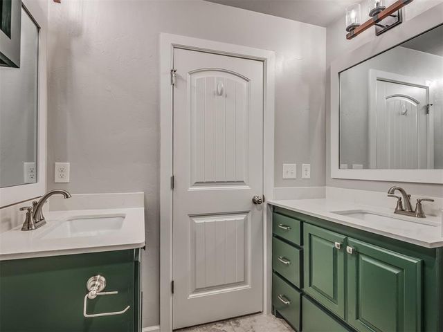 2029 Northfork Drive, Moore, OK 73160