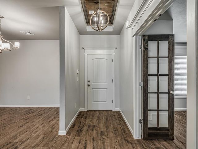 2029 Northfork Drive, Moore, OK 73160