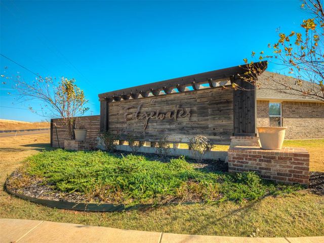 2029 Northfork Drive, Moore, OK 73160