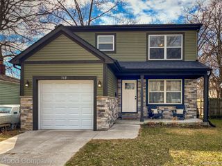568 E Coy Avenue, Hazel Park, MI 48030