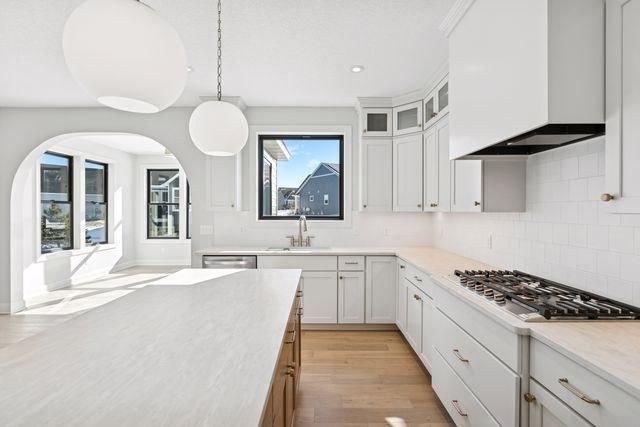 4003 Arbor Drive, Woodbury, MN 55129