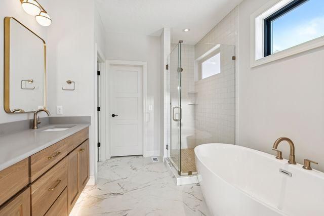 4003 Arbor Drive, Woodbury, MN 55129