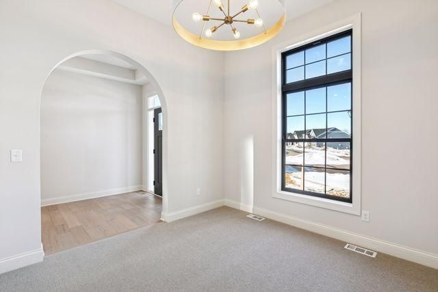 4003 Arbor Drive, Woodbury, MN 55129