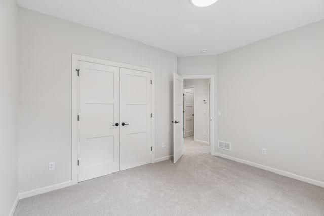 4003 Arbor Drive, Woodbury, MN 55129