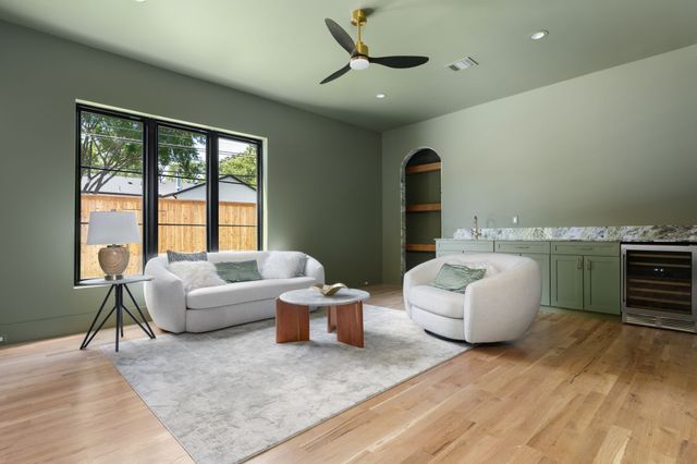 6452 Walnut Hill Lane, Dallas, TX 75230