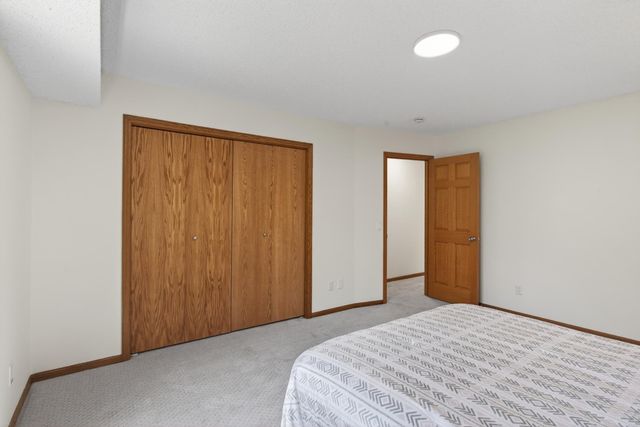 14322 Raven Street NW, Andover, MN 55304