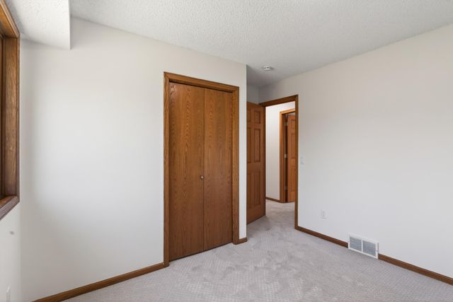 14322 Raven Street NW, Andover, MN 55304