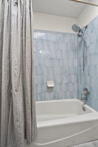14322 Raven Street NW, Andover, MN 55304
