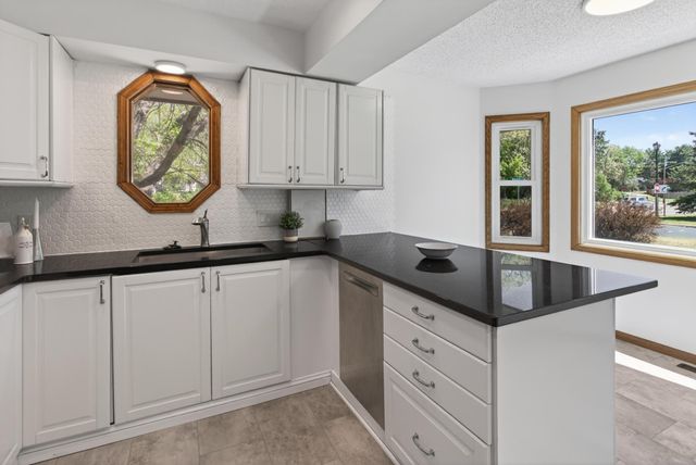 14322 Raven Street NW, Andover, MN 55304