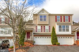 1147 CROSS CREEK DR, Mechanicsburg, PA 17050