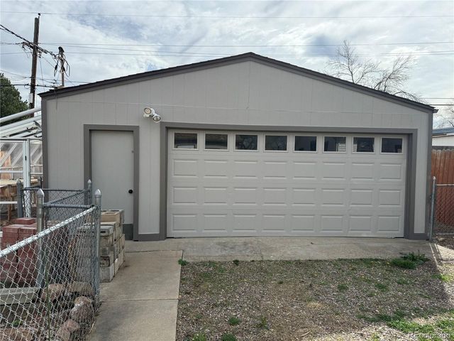 14 Jay St, Lakewood, CO 80226