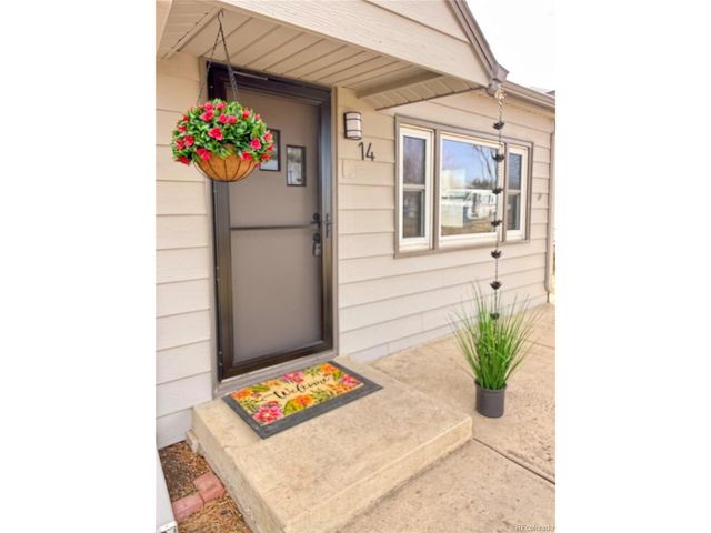 14 Jay St, Lakewood, CO 80226