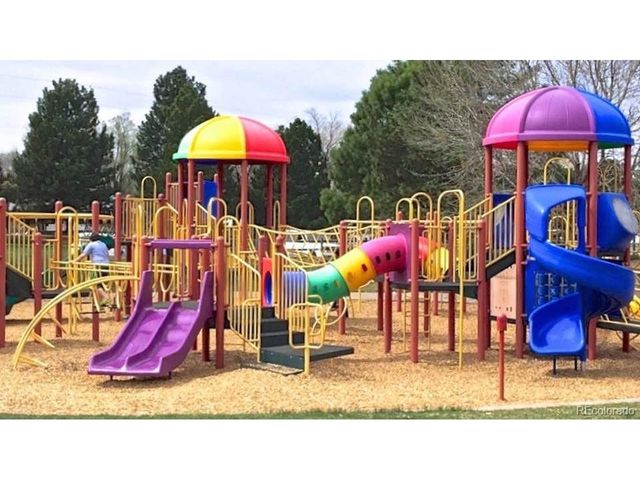 14 Jay St, Lakewood, CO 80226